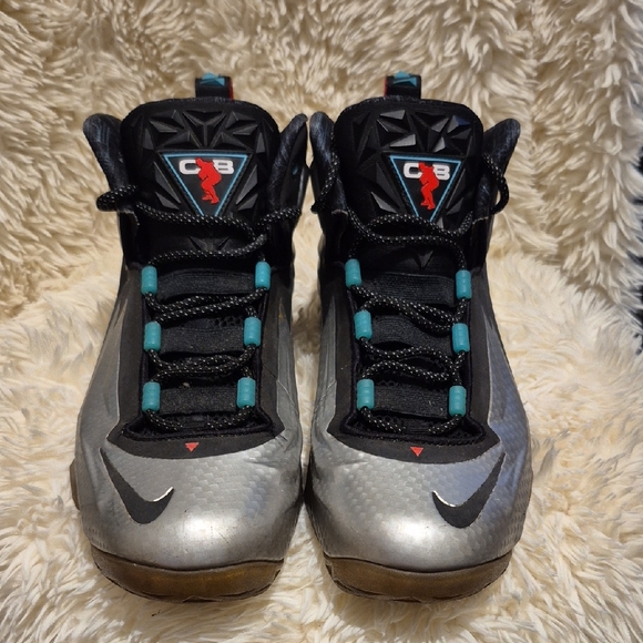 Nike Chuck Posites Other - Men Silver and Black Athletic Shoes